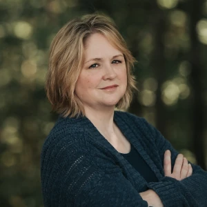 image of agent Lindy Schauer