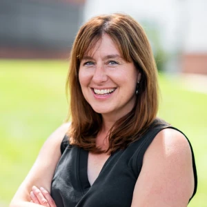 image of agent Janissa Olson