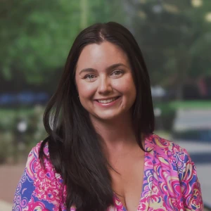 image of agent Katie Mullins