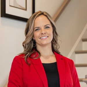 image of agent Crystal Gatton